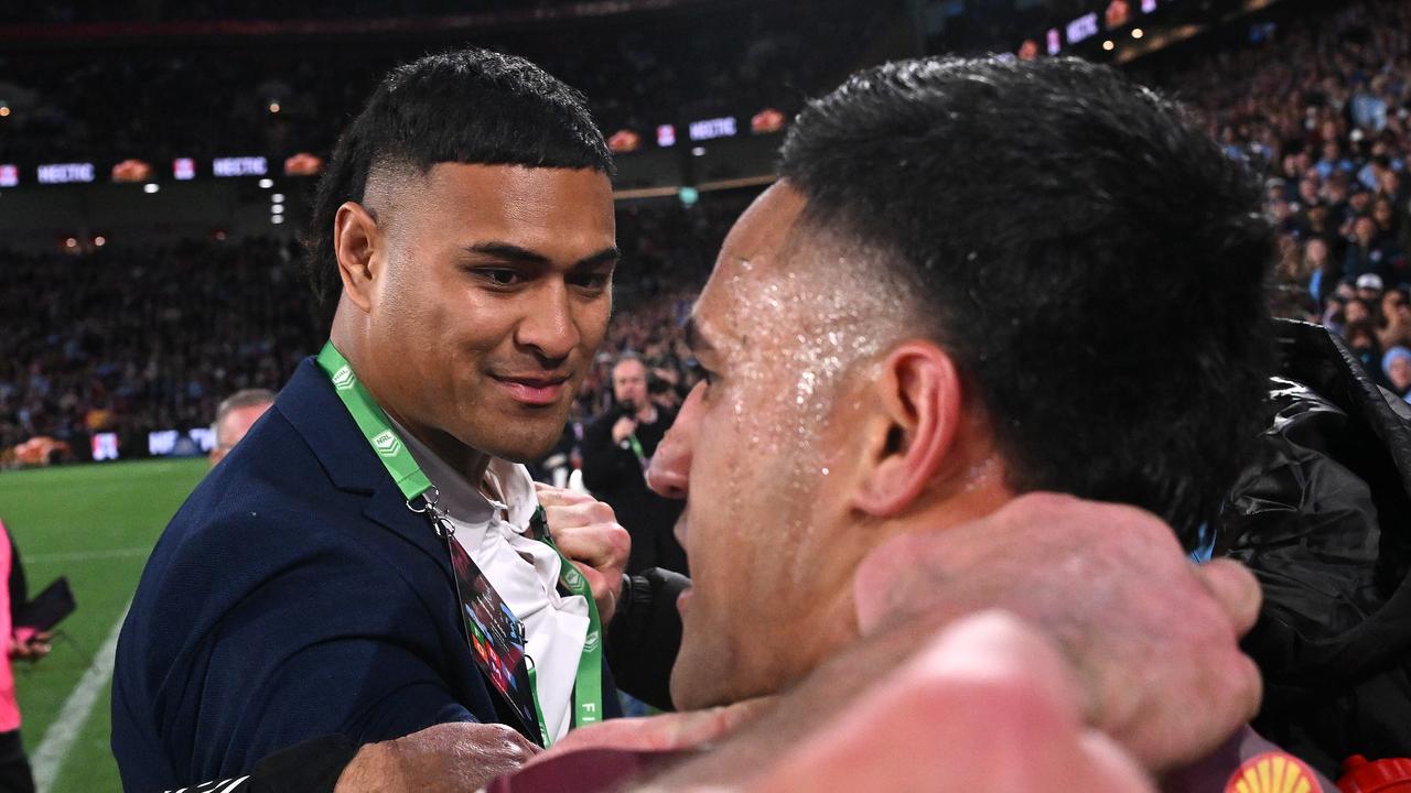(L-R) Haumole Olakau'atu and Valentine Holmes.