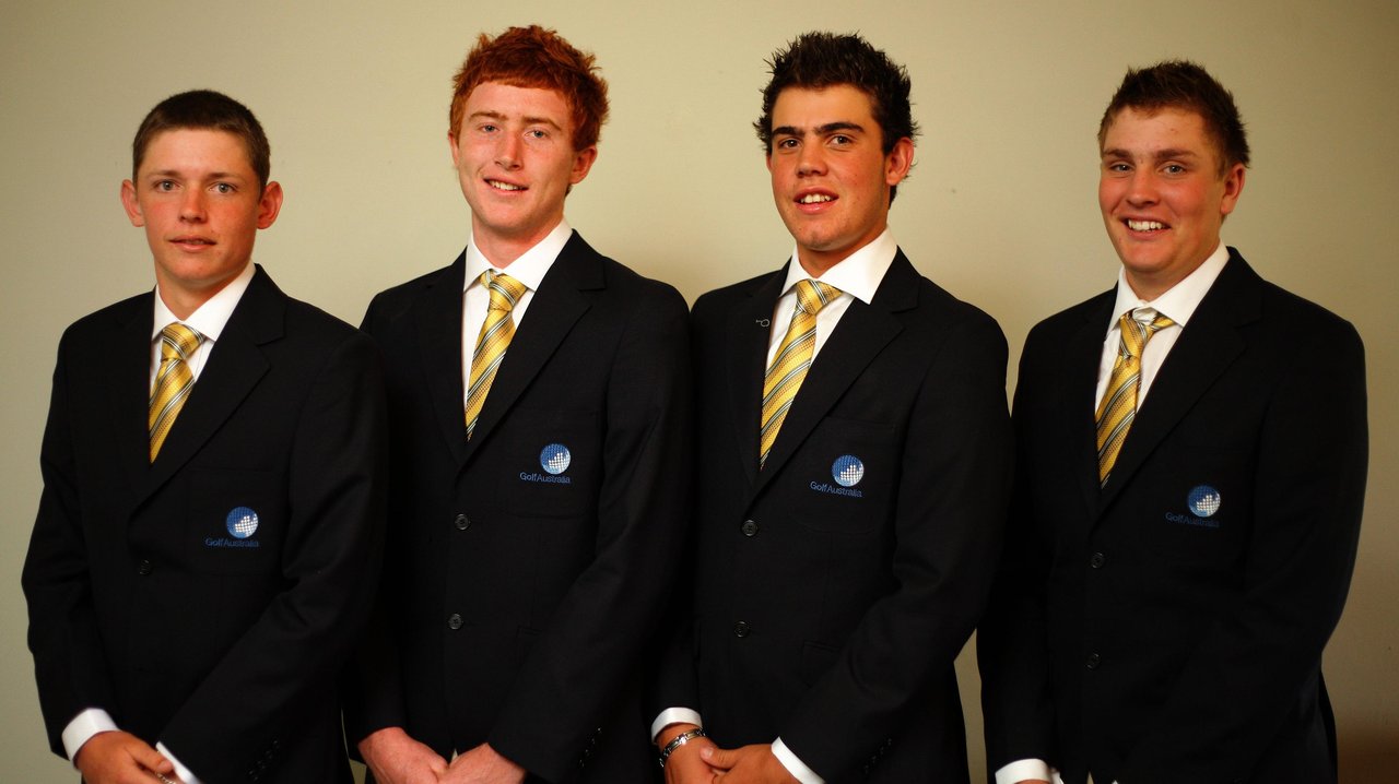 Cam Smith (l) and Ryan Peake (2nd r).