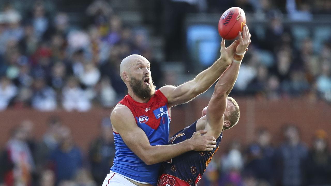 (L-R) Max Gawn and Reilly O'Brien.