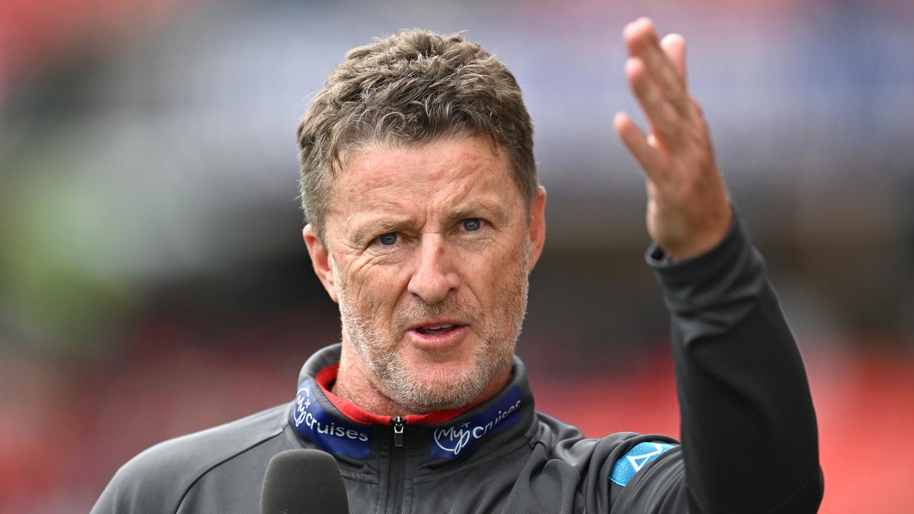 Suns coach Damien Hardwick