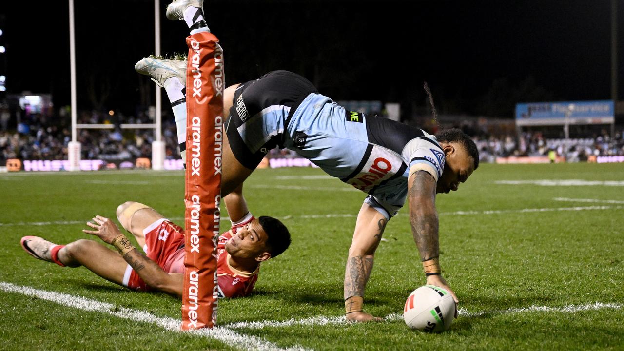 Sione Katoa.