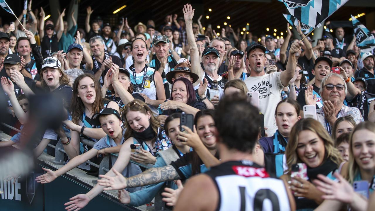 Travis Boak