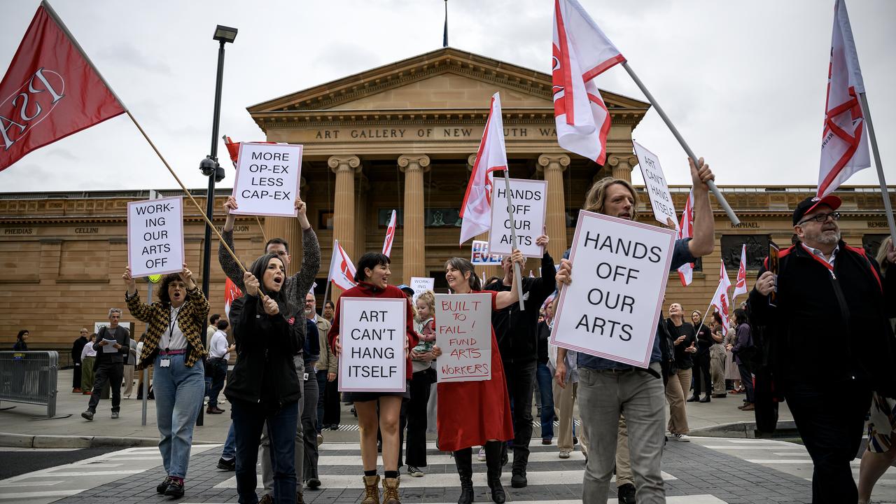 Art Gallery of NSW staff protest