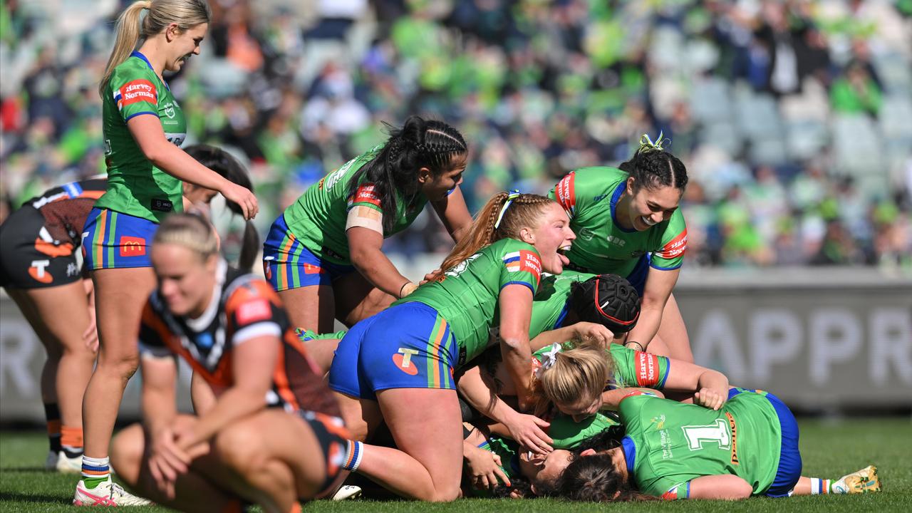 Raiders players celebrate after Zahara Temara