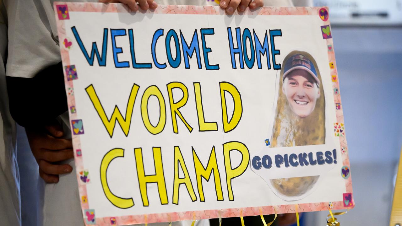 Molly Picklum sign.