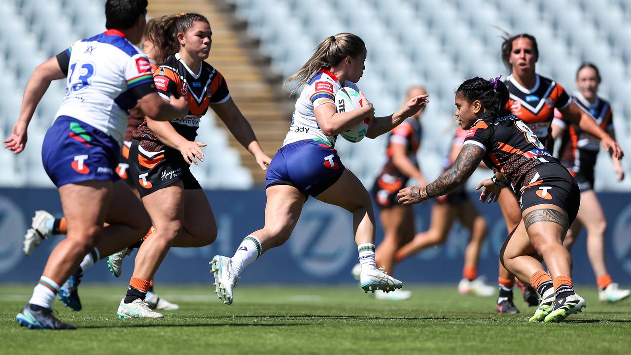 It was a case of full steam ahead for the Warriors' Apii Nicholls.