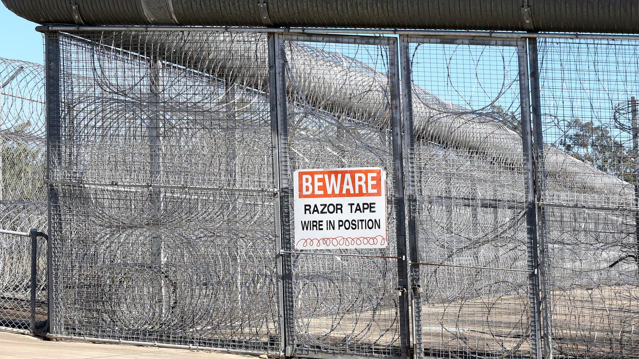 Prison wire (file)