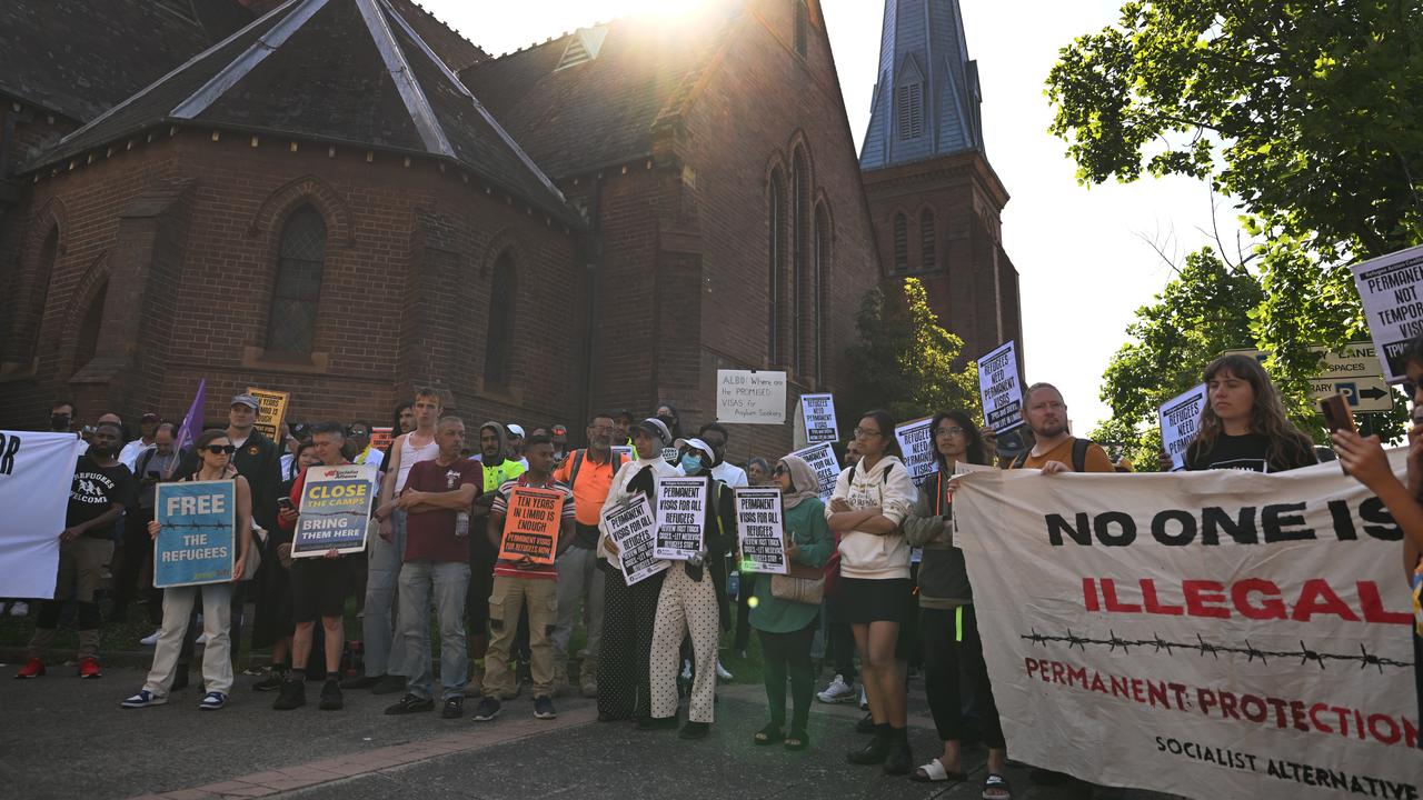 REFUGEES VISA RALLY