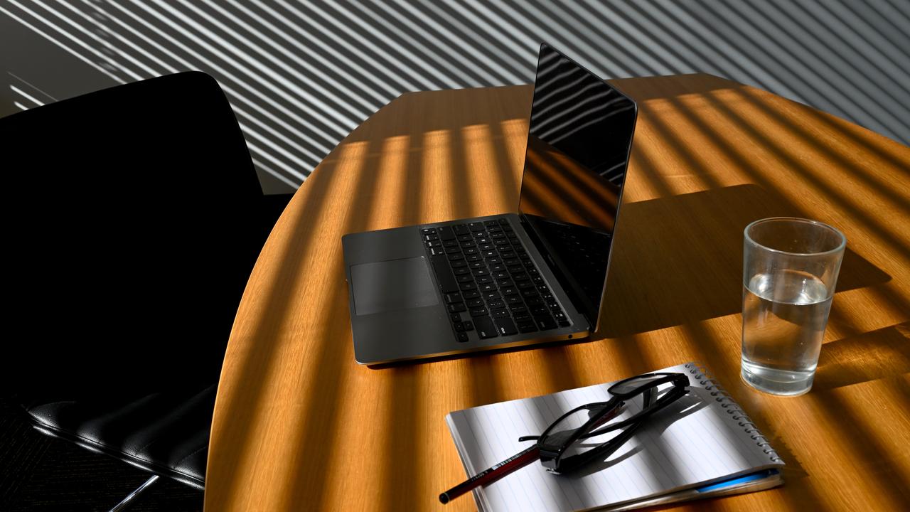 OFFICE WORK STOCK