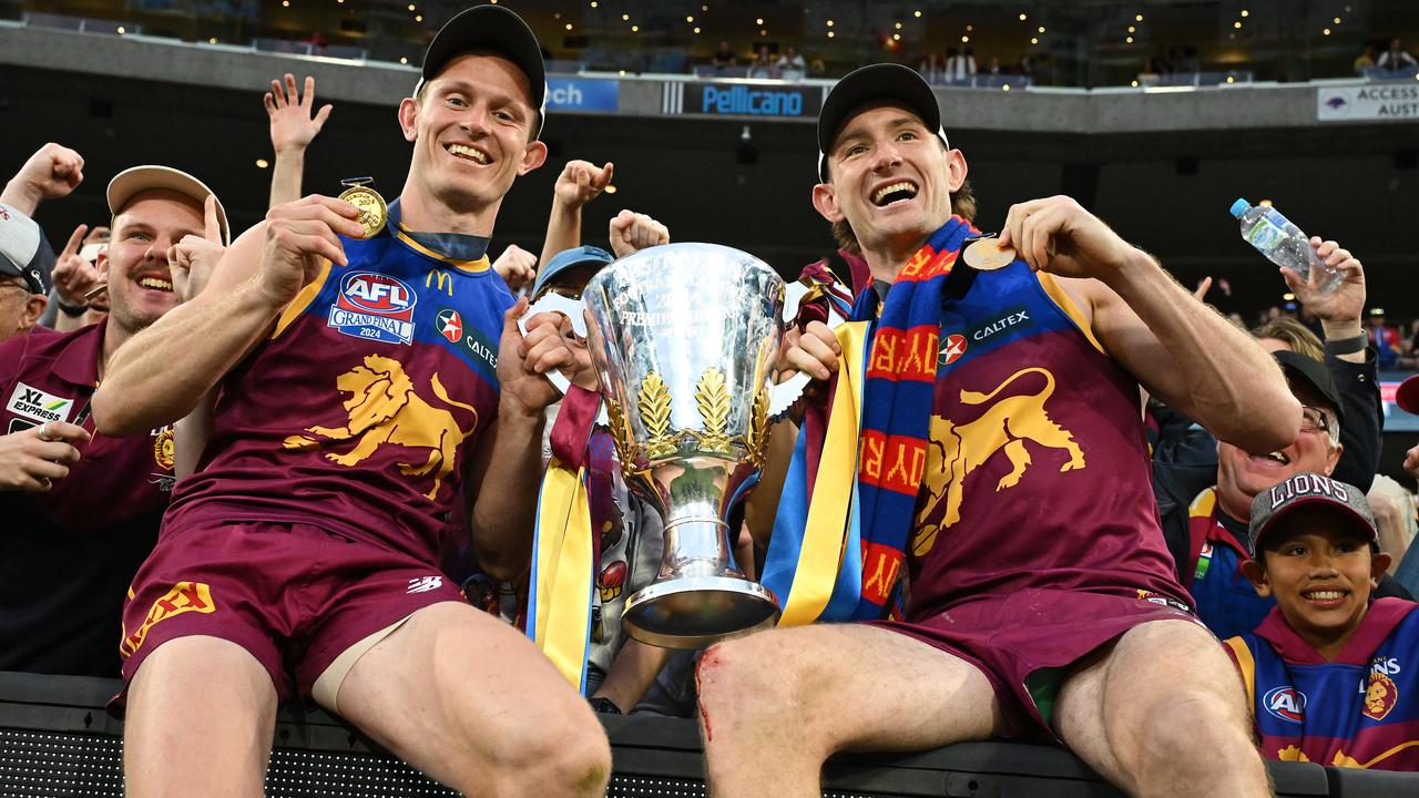 (L-R) Ryan Lester and Harris Andrews.