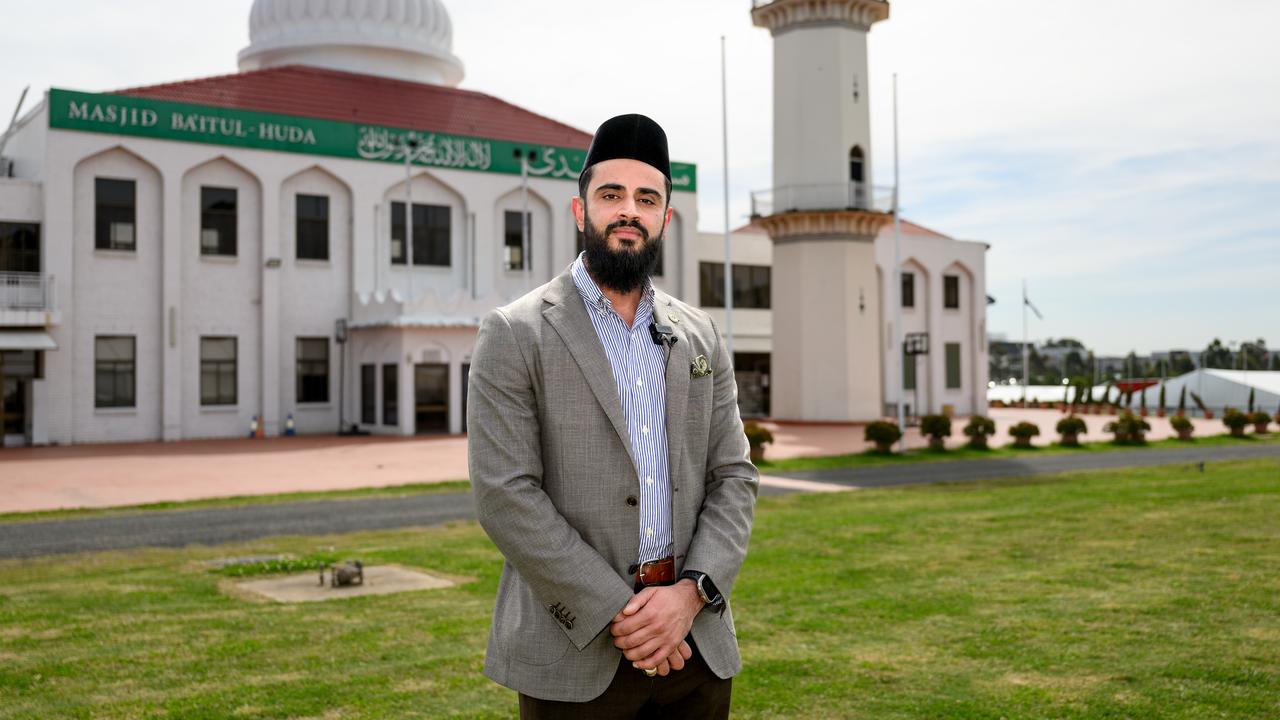 Imam Kamran Tahir of the Ahmadiyya Muslim Community Australia