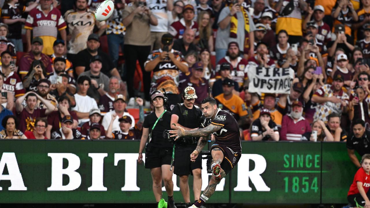 Brisbane's Adam Reynolds slots the winning conversion.