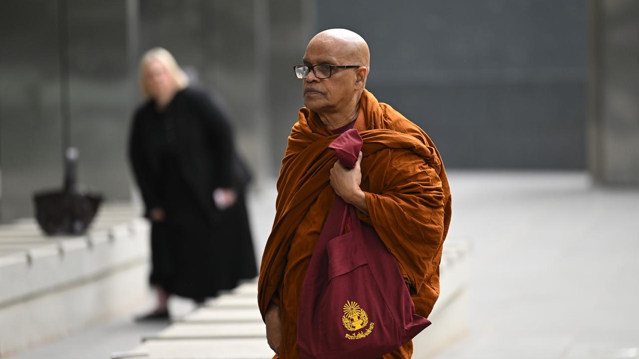 A supporter of Naotunne Vijitha