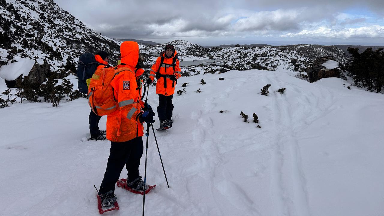 Search crews in the Mt Field National Park, Tasmania