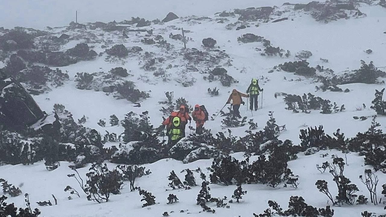 Rescuers search for Daryl Fong