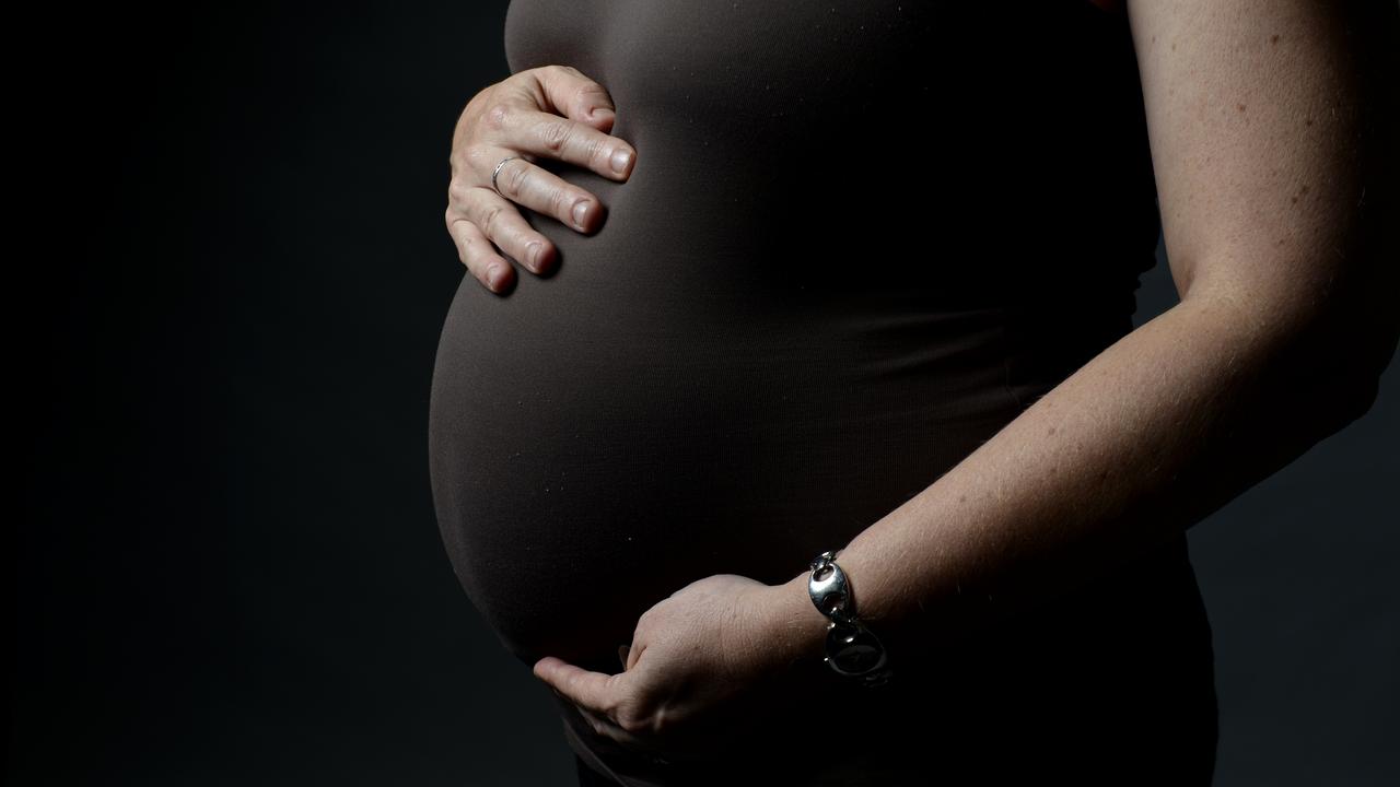 pregnant mum