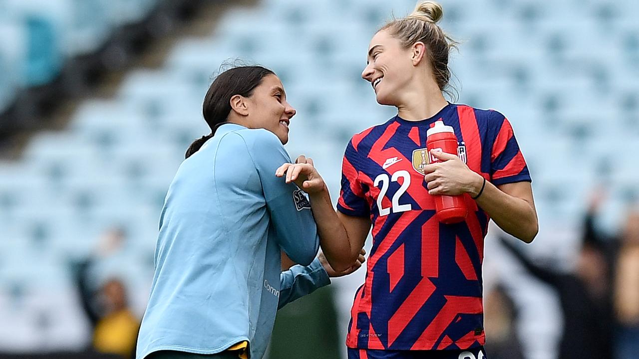 Sam Kerr and Kristie Mewis