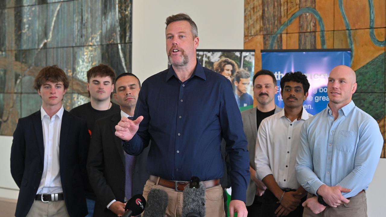 Labor member for Hunter Dan Repacholi