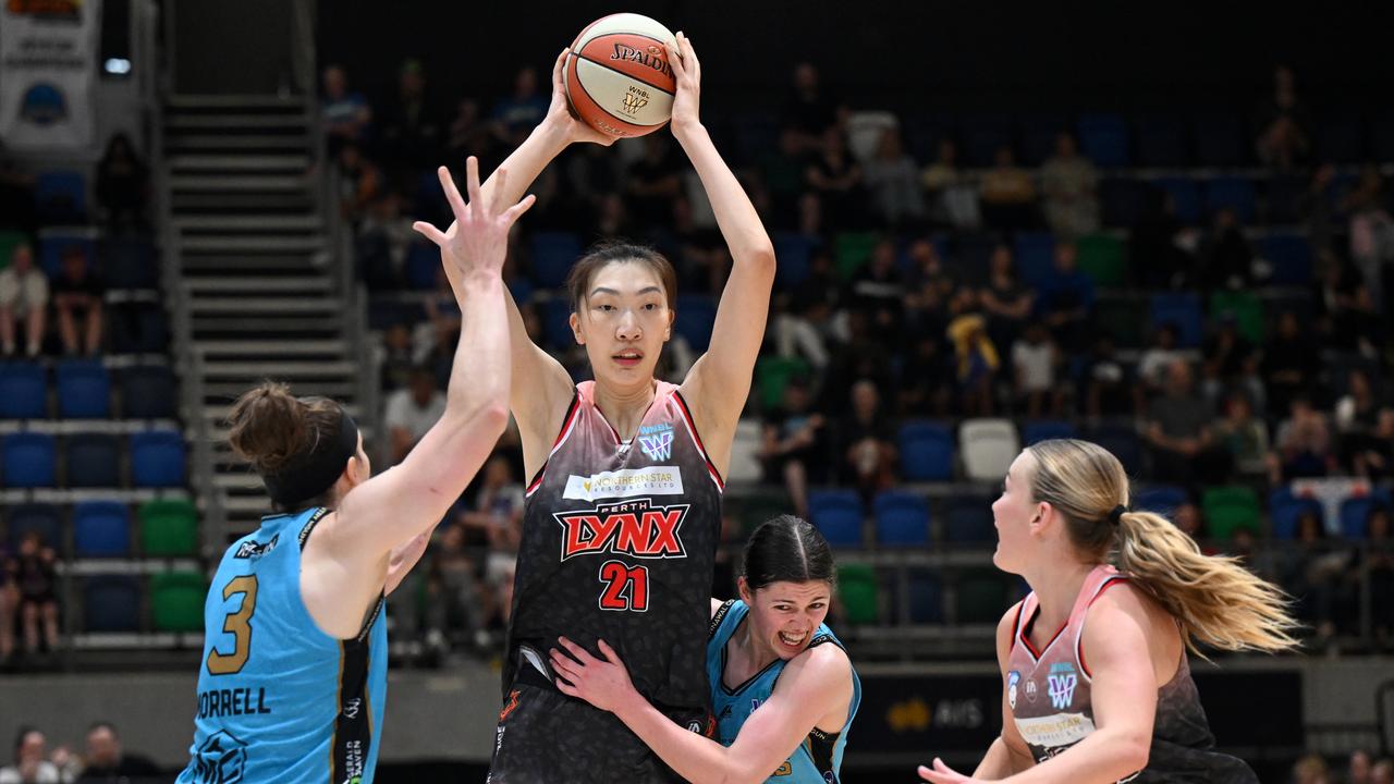 Han Xu of Perth Lynx.