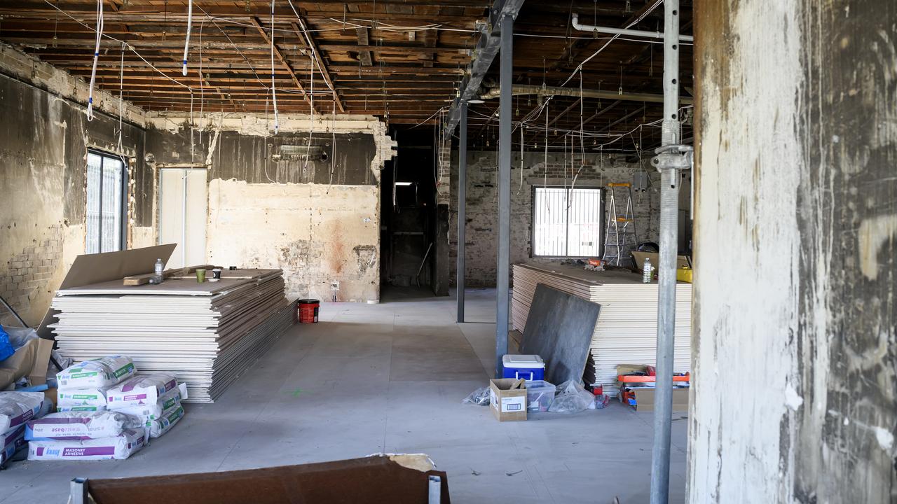 Lewis' Continental Kitchen in Bondi after it was firebombed (file)