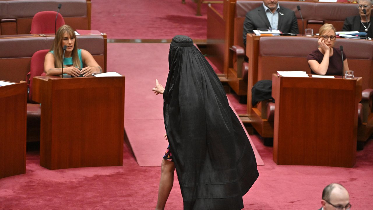 PAULINE HANSON BURQA SENATE