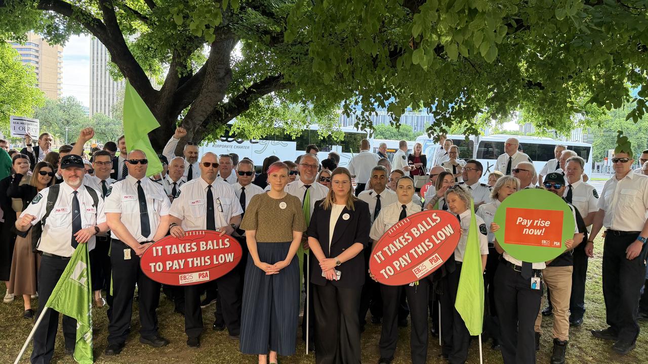 Sa sheriff's officers at a rally