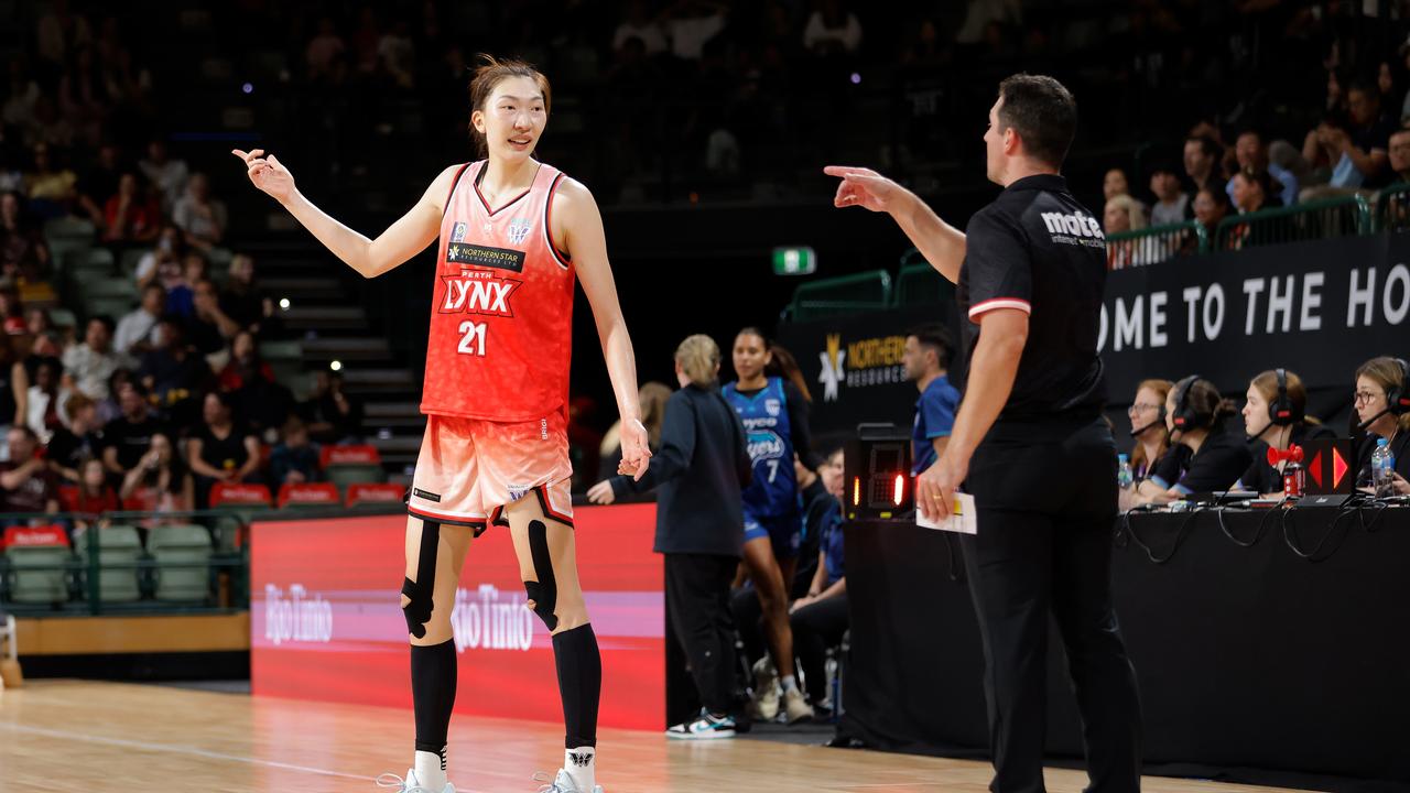 Ryan Petrik makes a point with superstar import Han Xu