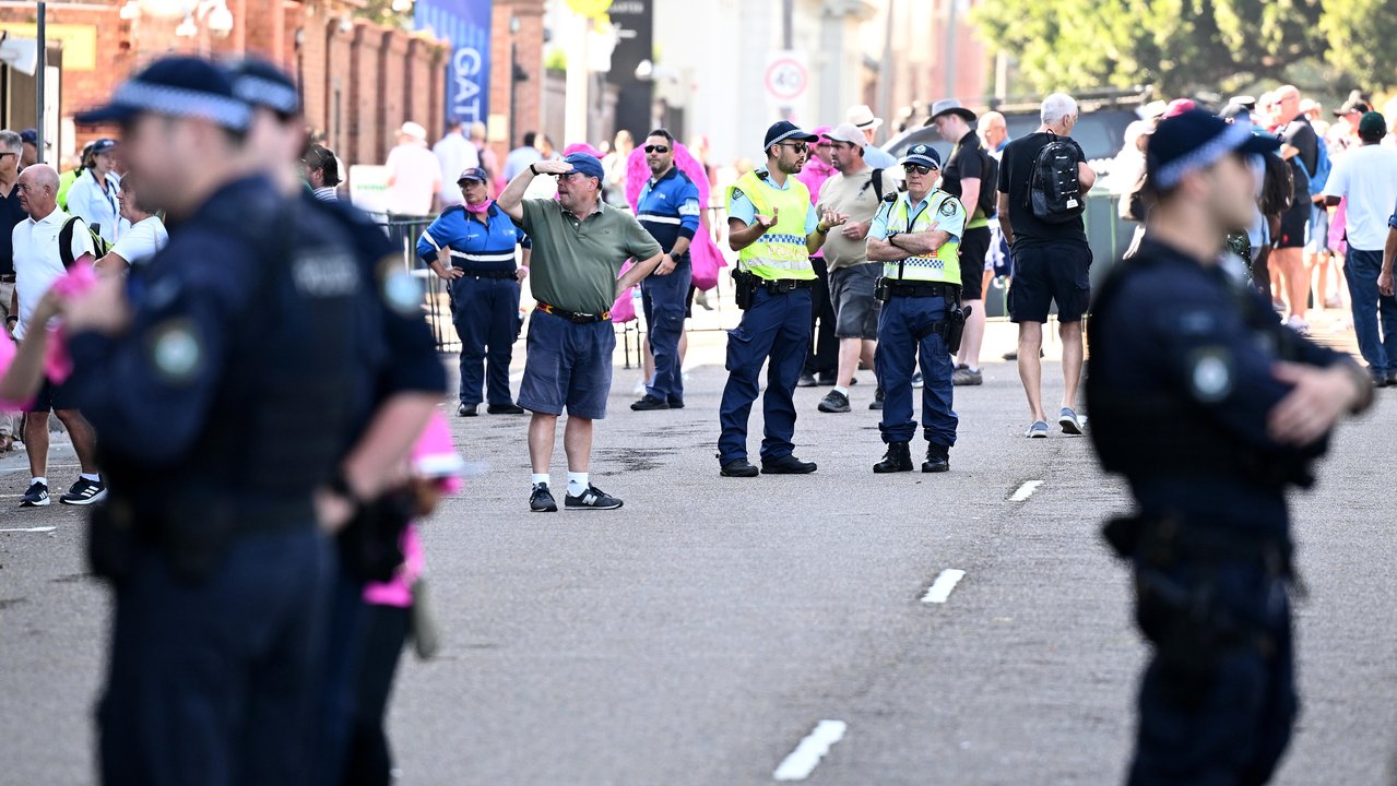 Cops at the Ashes Test