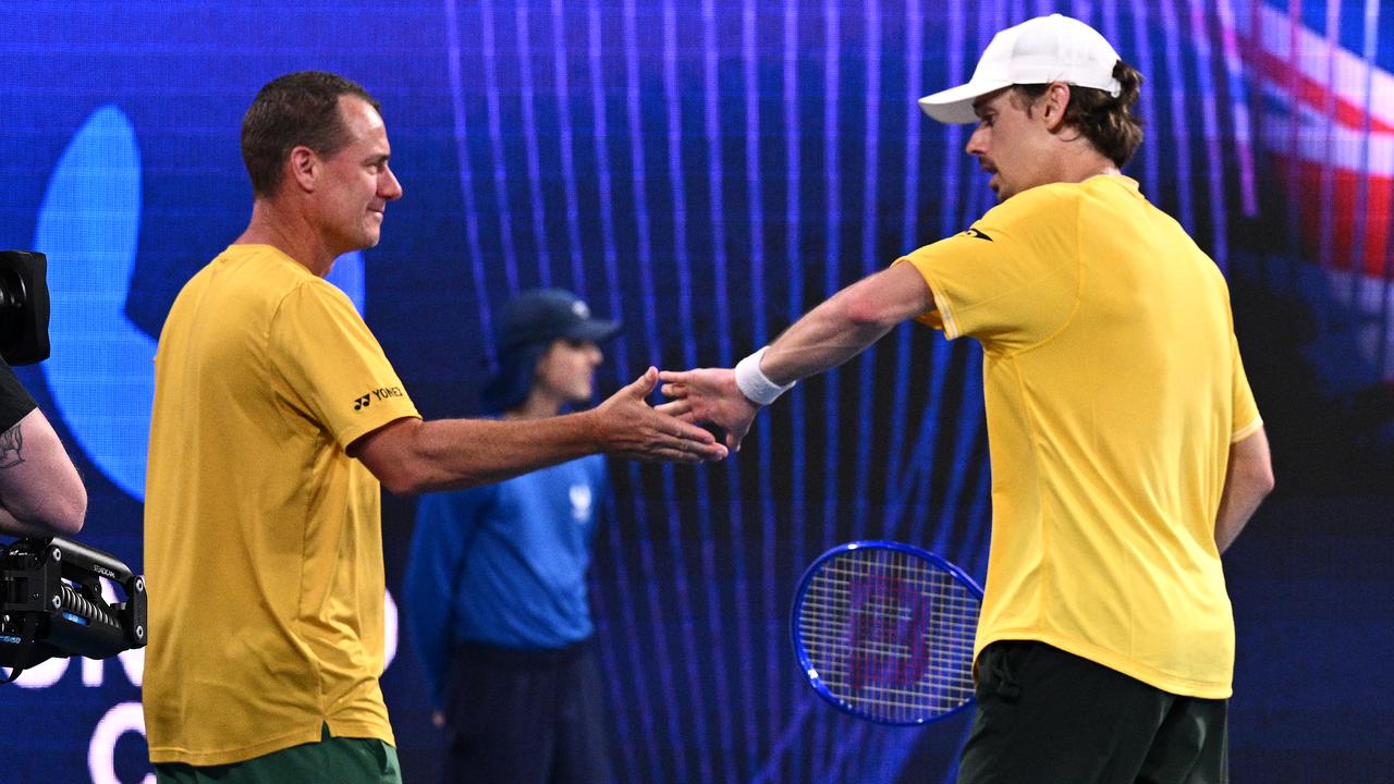 Lleyton Hewitt and Alex de Minaur