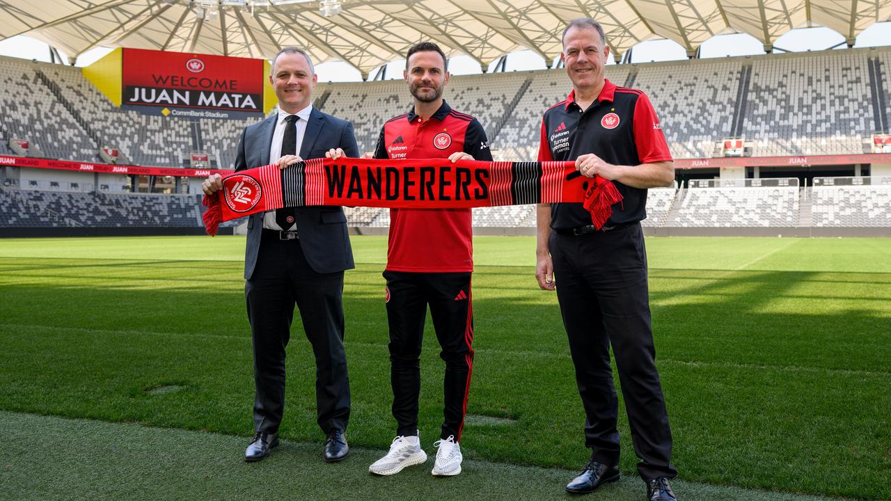 (L-R) Scott Hudson, Juan Mata and Alen Stajcic.