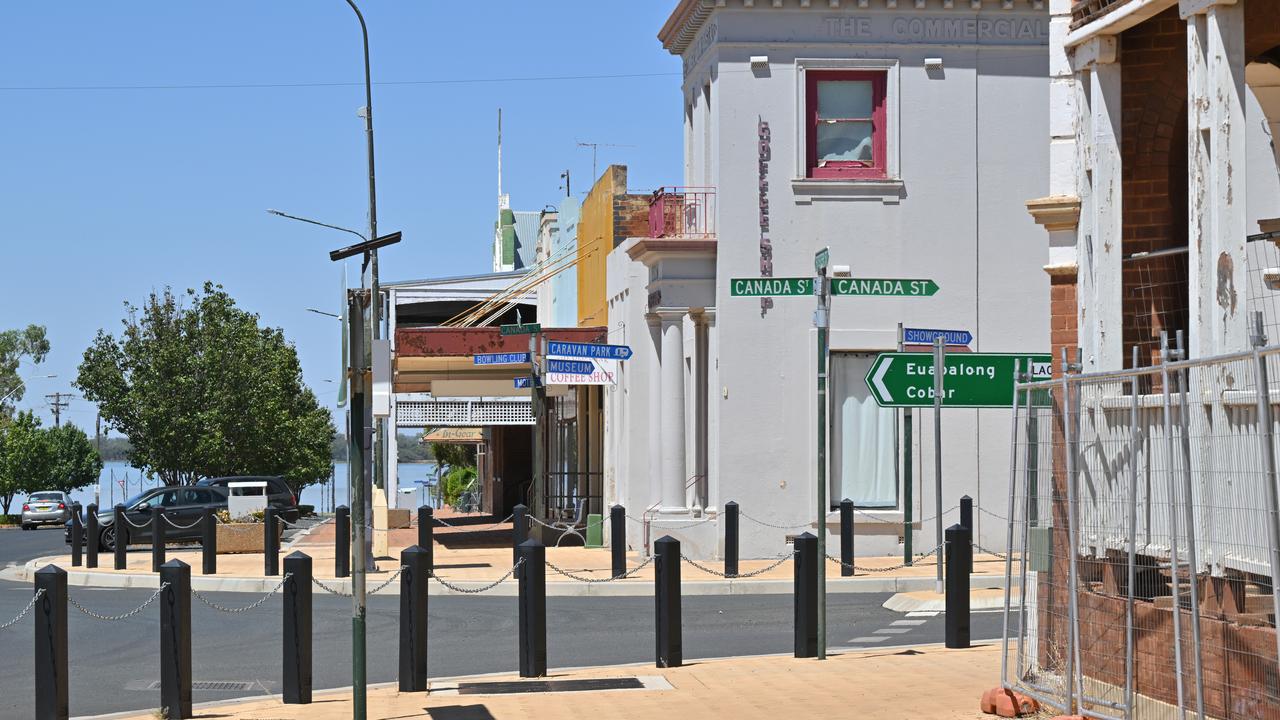 The main street is seen empty in Lake Cargelligo