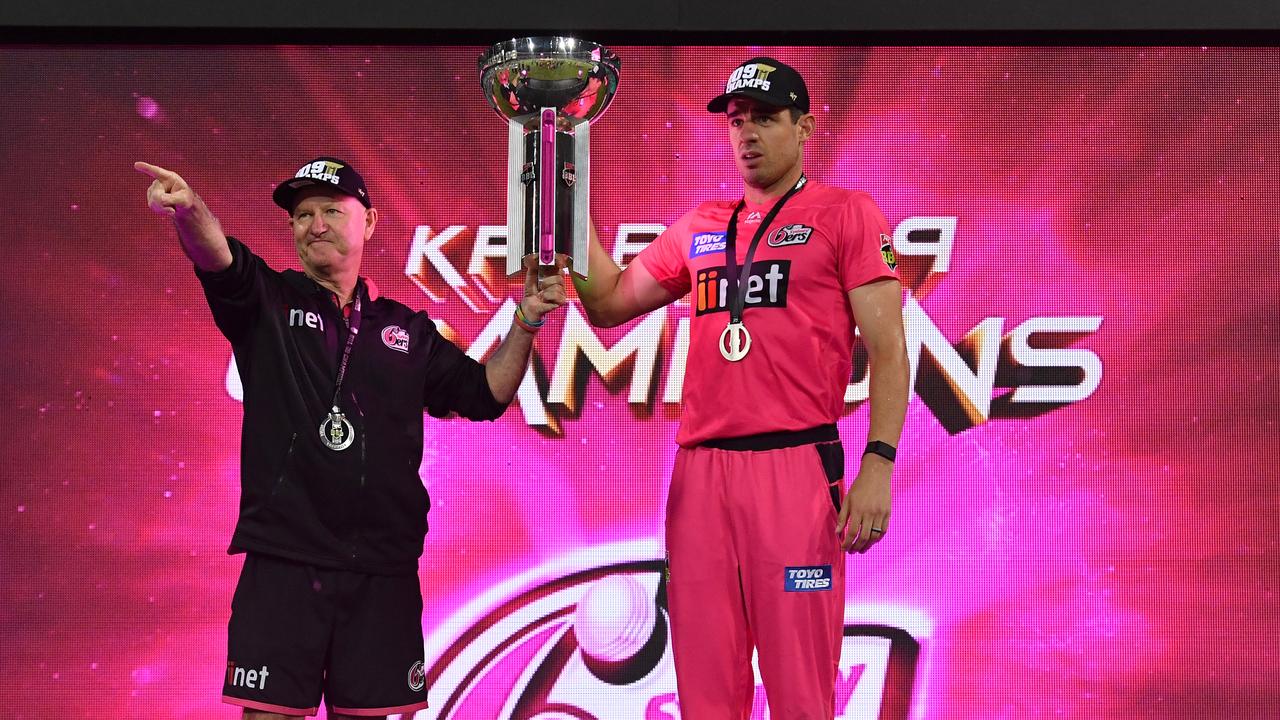 (L-R) Greg Shipperd and Moises Henriques.