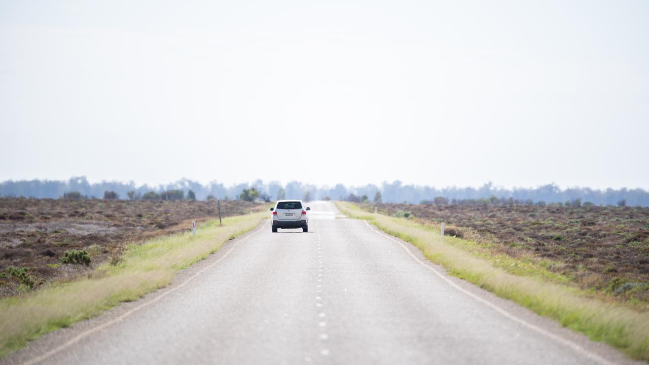 A vehicle heads towards Menindee on the Menindee Road