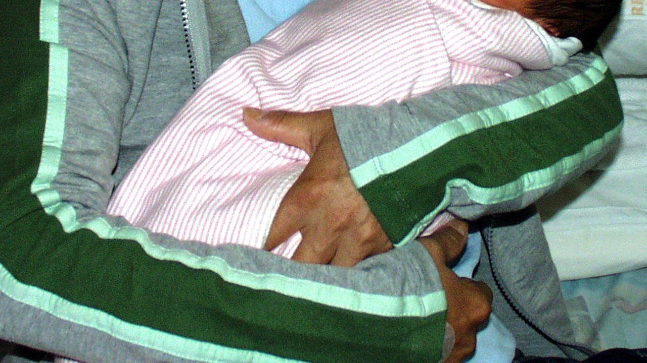 Mother and baby (file)