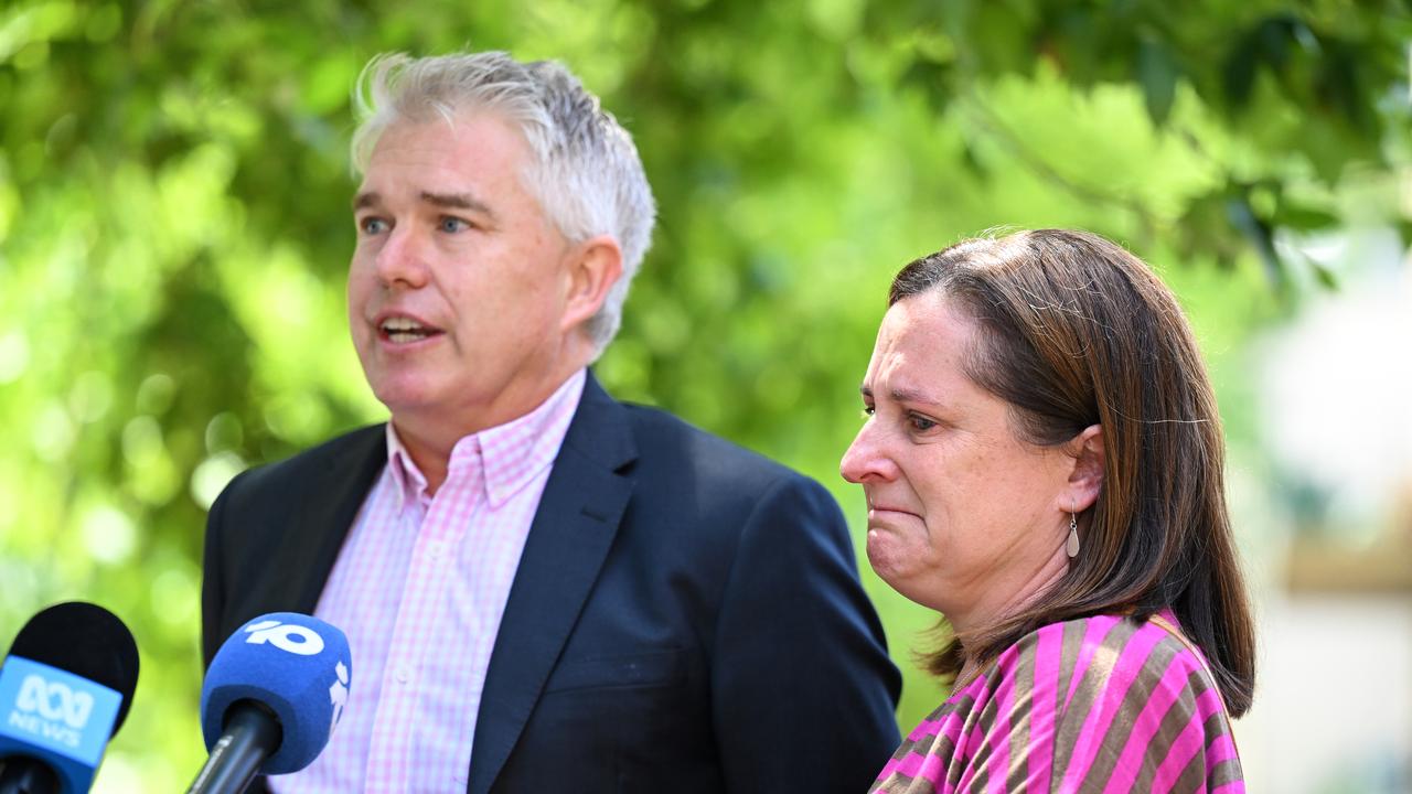 Ben McKenzie (left) and and Tamara McKenzie