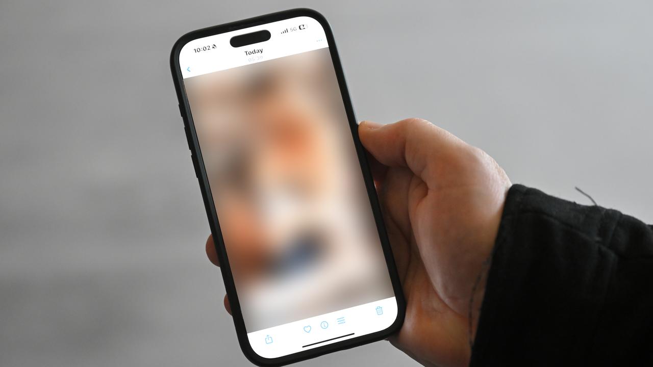 Image depicting online child abuse (file)