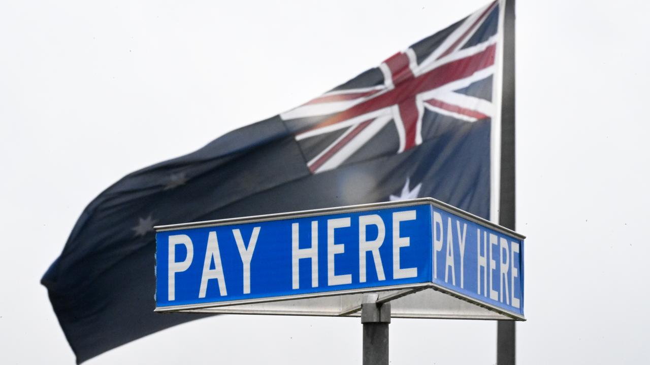 Australia credit demand