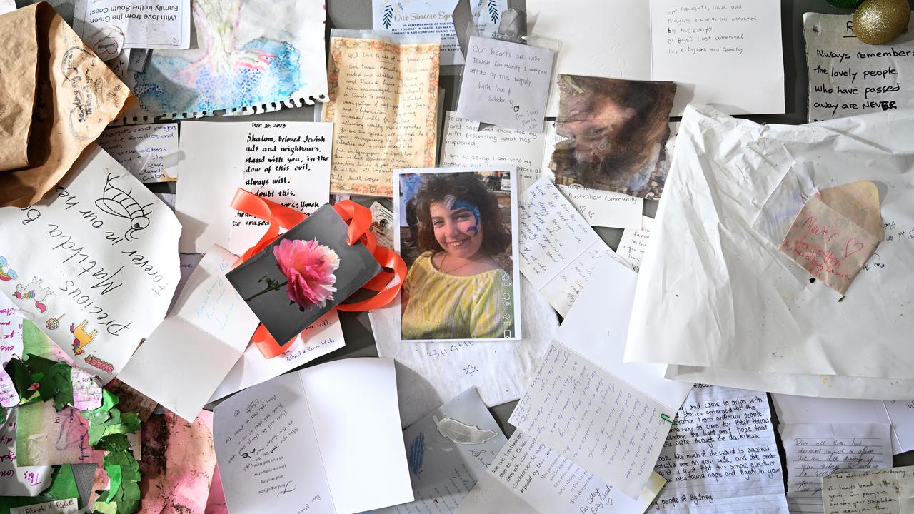 Cards, photos and artworks to be included in memorials (file image)