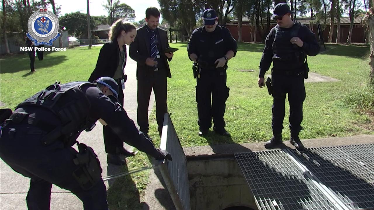 Police search in Erin Mullavey investigation (file)