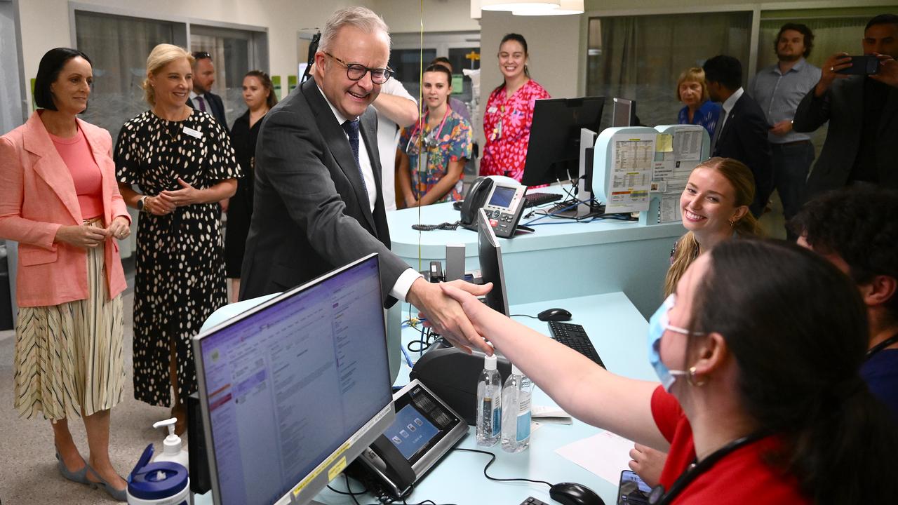 Prime Minister Anthony Albanese tours the Royal Children's Hospital