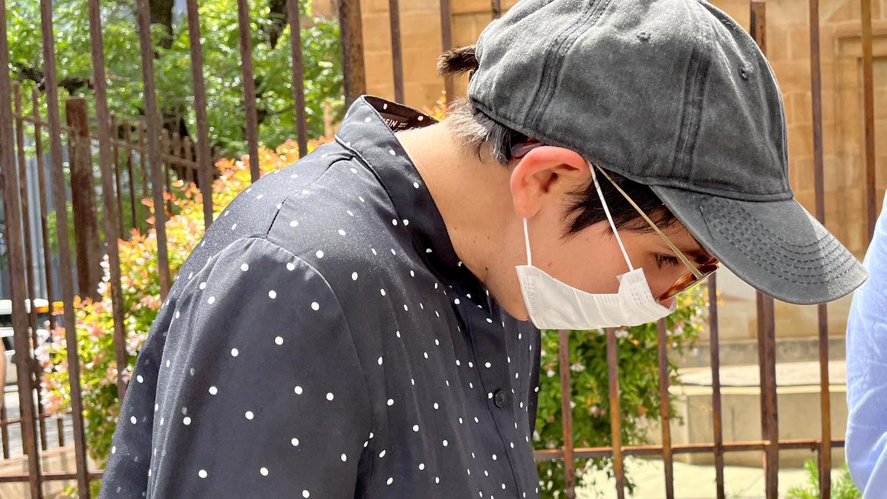 Letiticia Fortune leave court in hat and mask