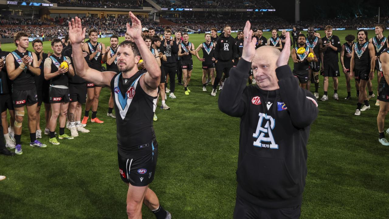 (L-R) Travis Boak with Ken Hinkley.