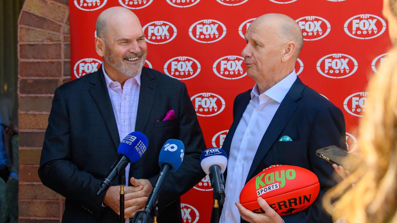(L-R) Jason Dunstall and Ken Hinkley.