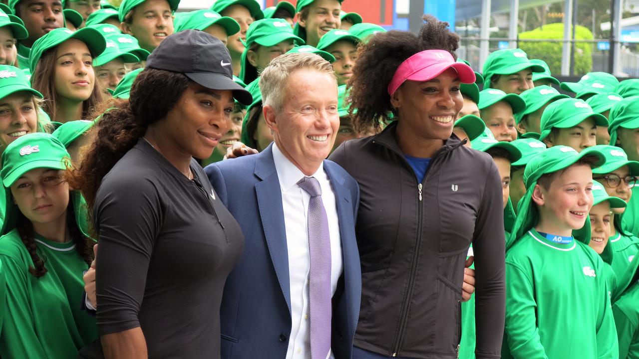 Tiley with Serena and Venus Williams.