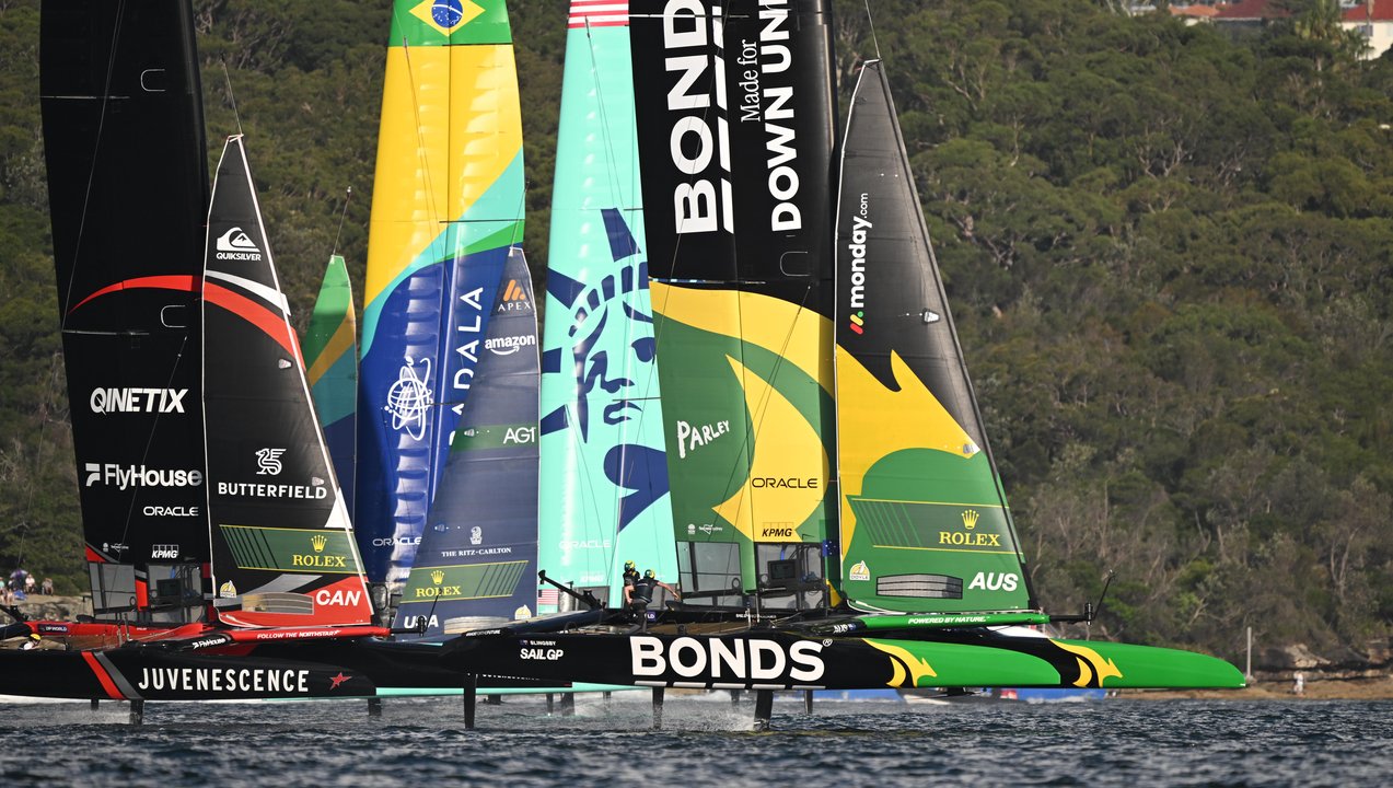 Team Australia racing.