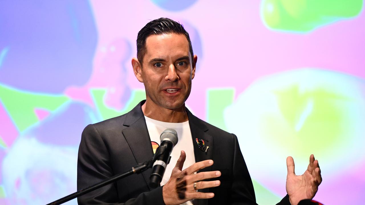 SYDNEY MARDI GRAS PRESSER