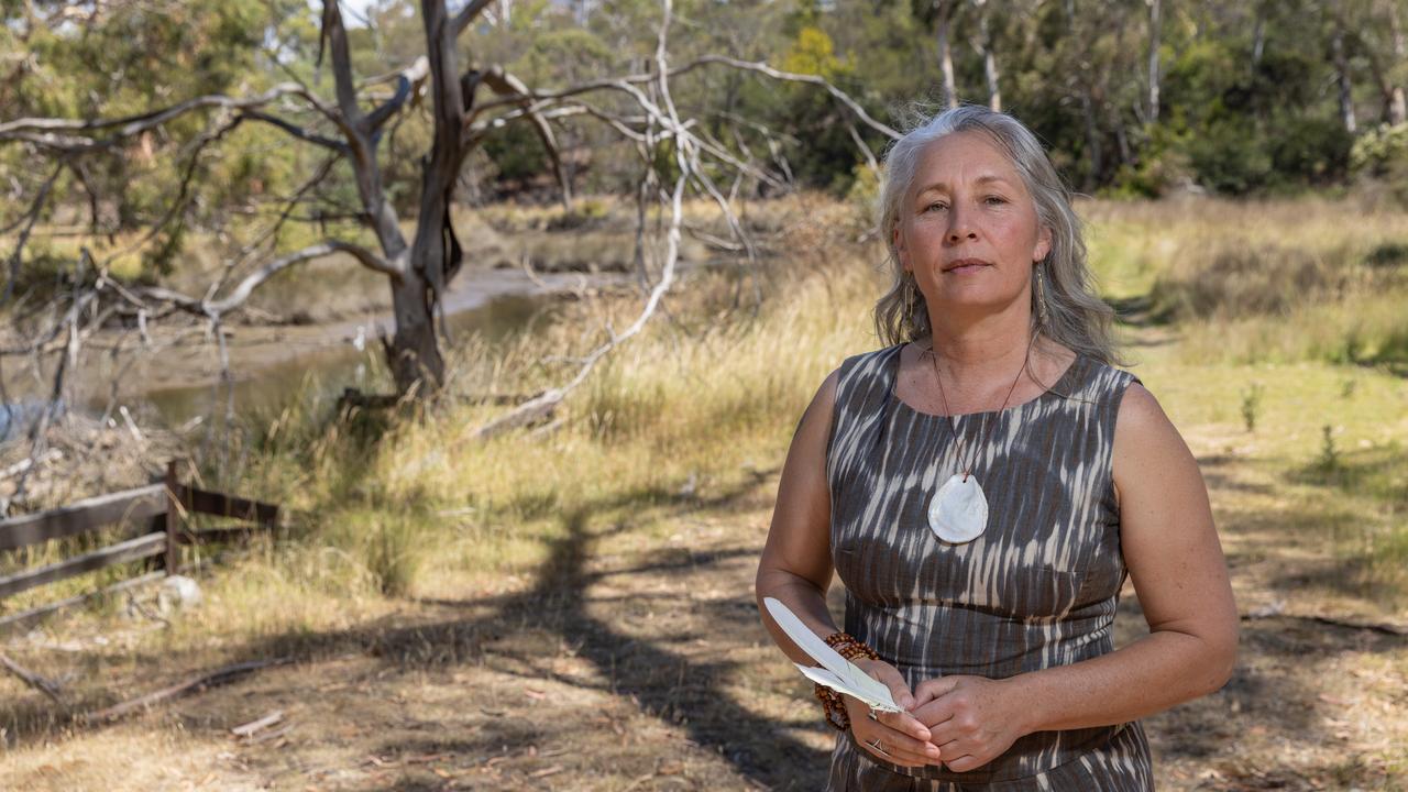 Ruth Langford at Piyura Kitina/Risdon Cove