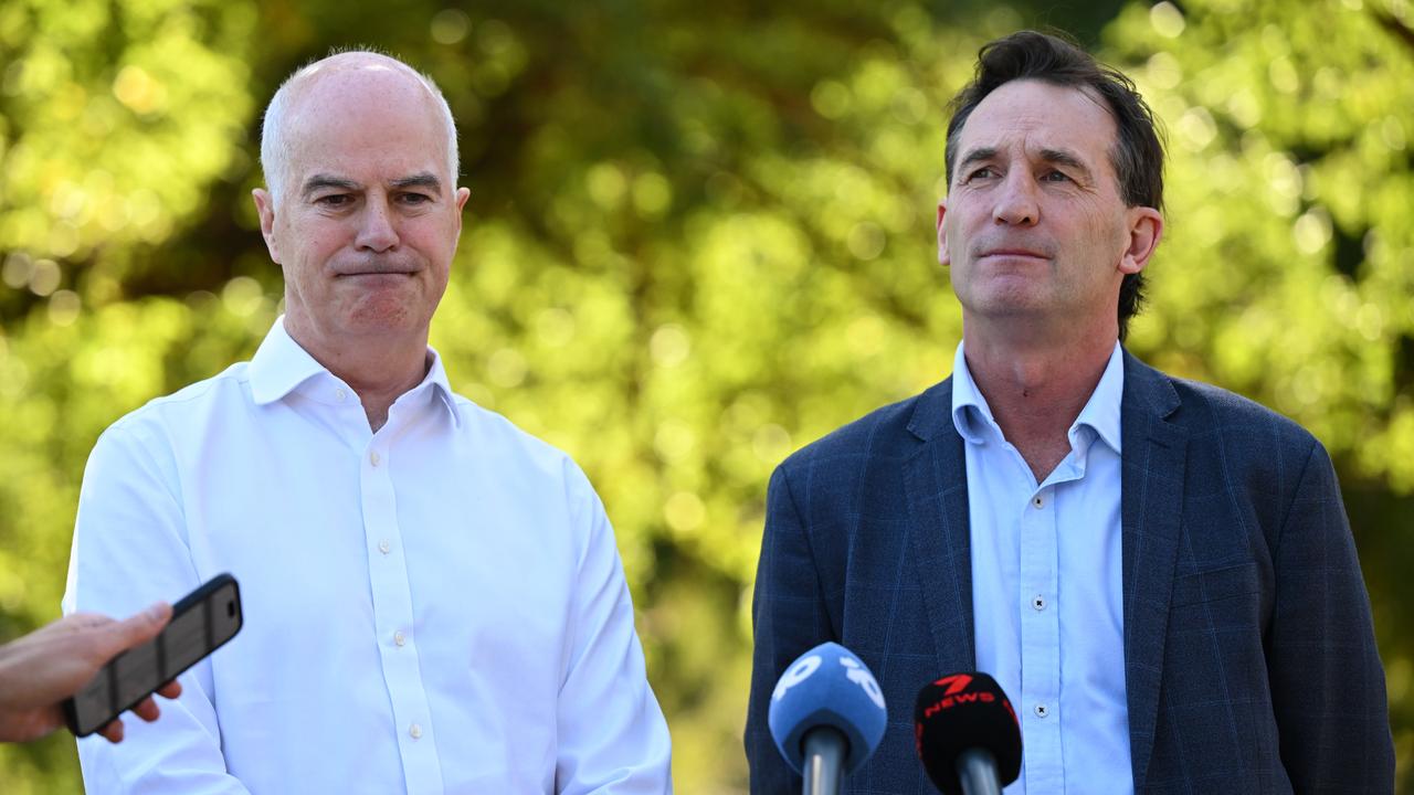 (L-R) Craig Drummond and Andrew Dillon.