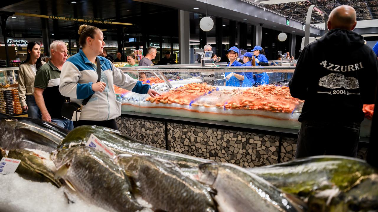 People line up at Sydney Fish Markets