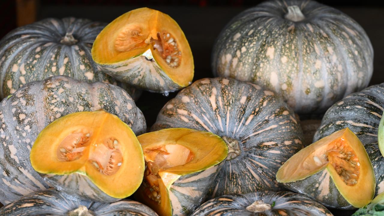 Pumpkins for sale (file)